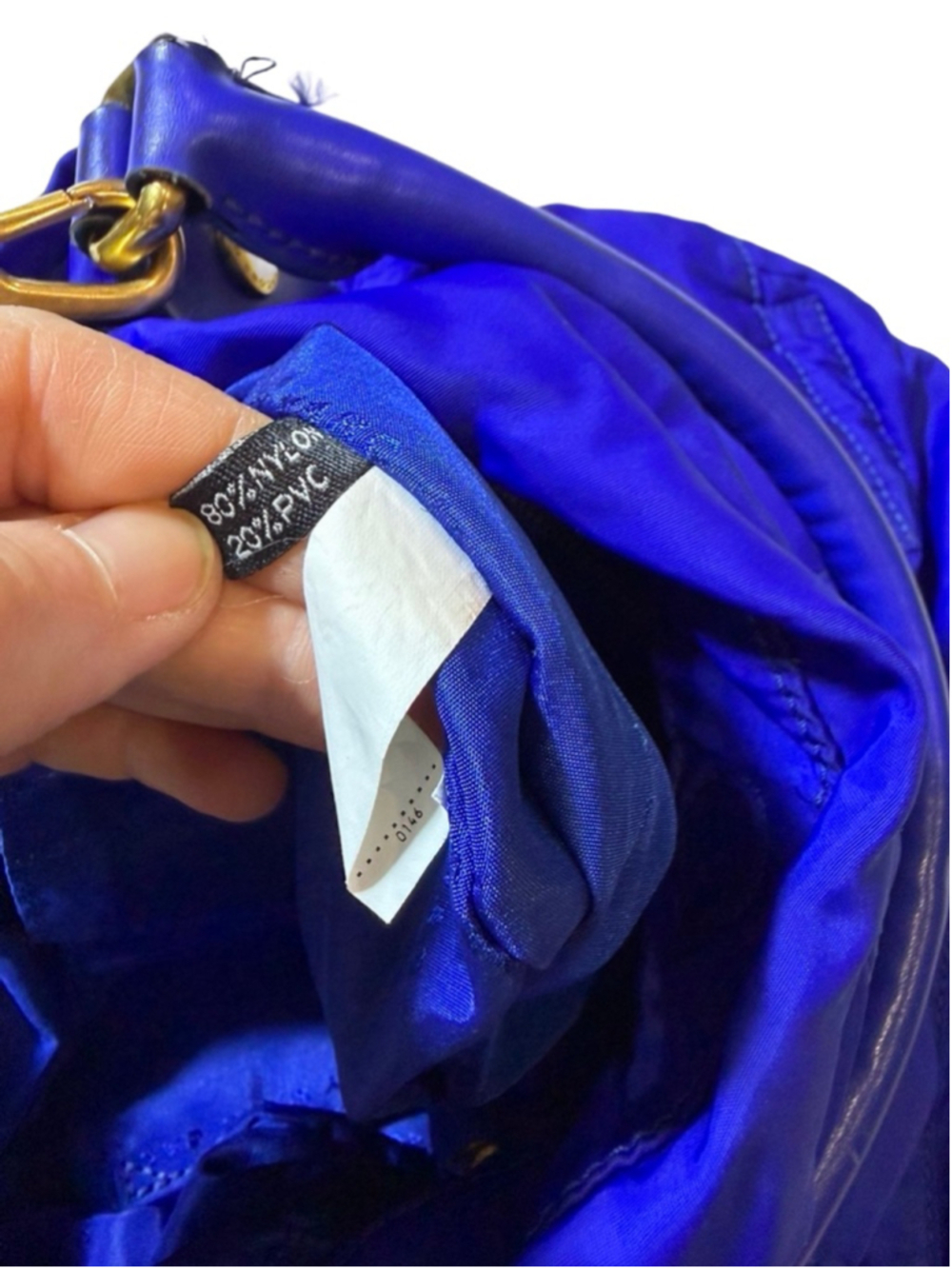 Marc Jacobs Blue Nylon Shoulder Bag Tote Gold Hardware ID Tag flaw - Picture 6 of 13